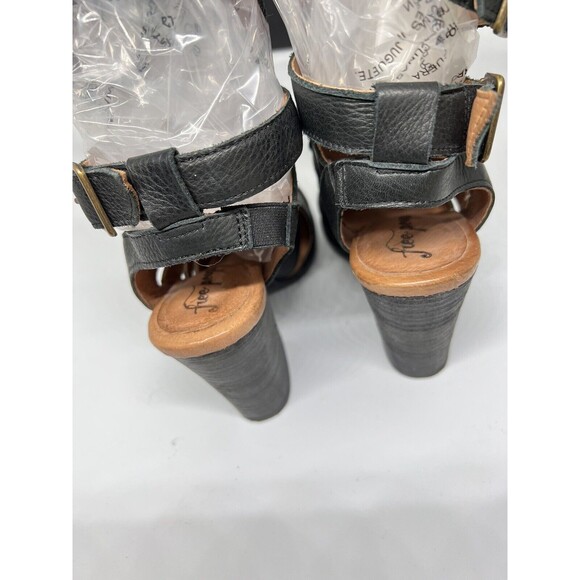 Free People Hayes Boot Black Cutout Stacked Heels  Soft Leather Size 7.5 - Picture 4 of 14